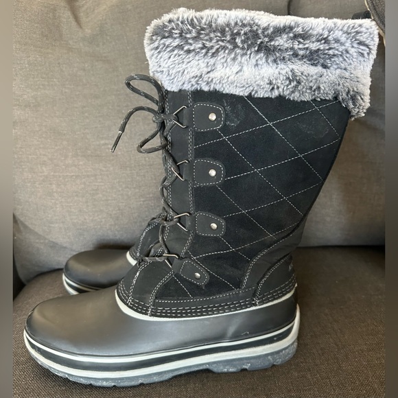 Khombu Women’s Black Winter Snow Boots size 11 - Picture 2 of 6